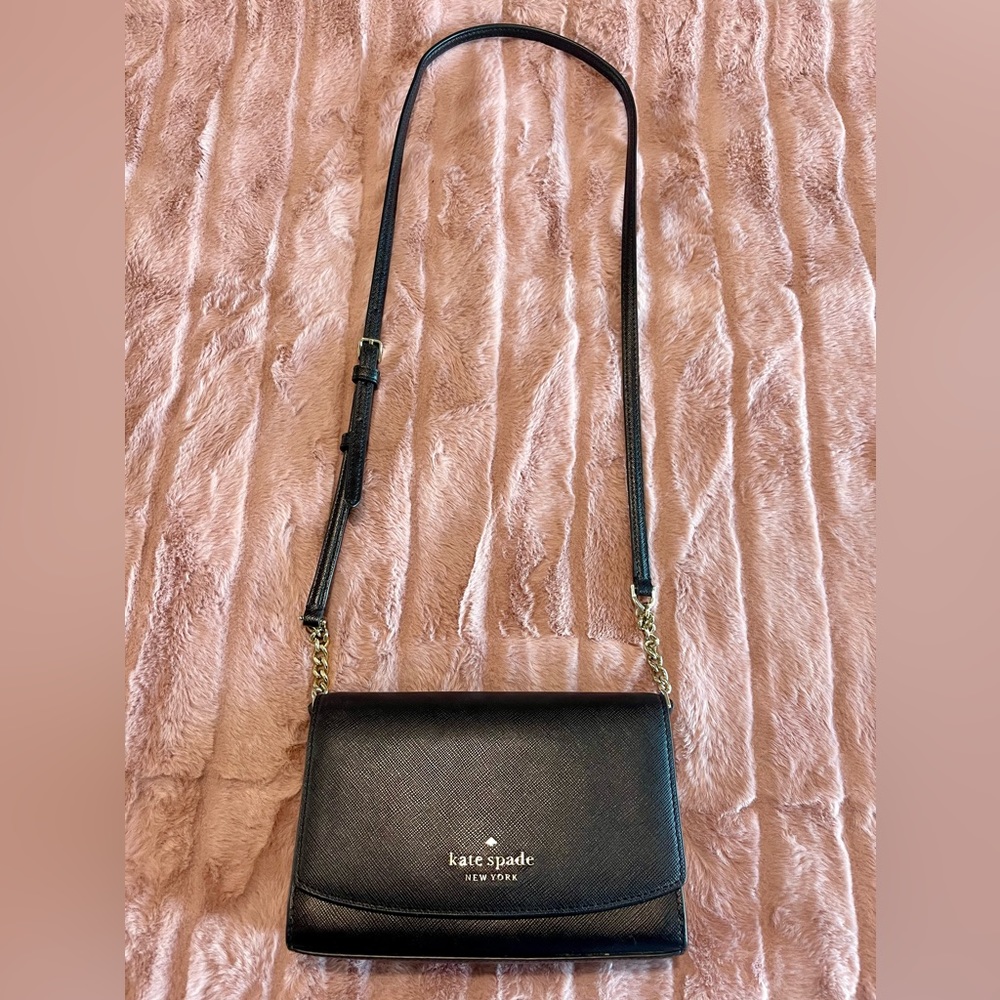 Kate Spade Staci Small Flap Crossbody
Black WLR00632